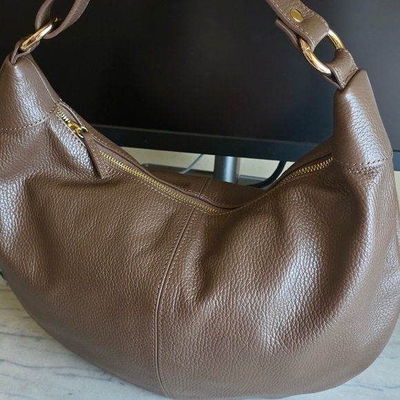 Quince Italian Leather Shoulder Bag - Picture 5 of 7